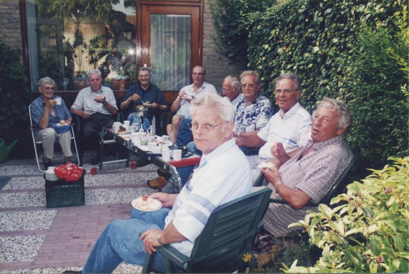 Foto 2115438129